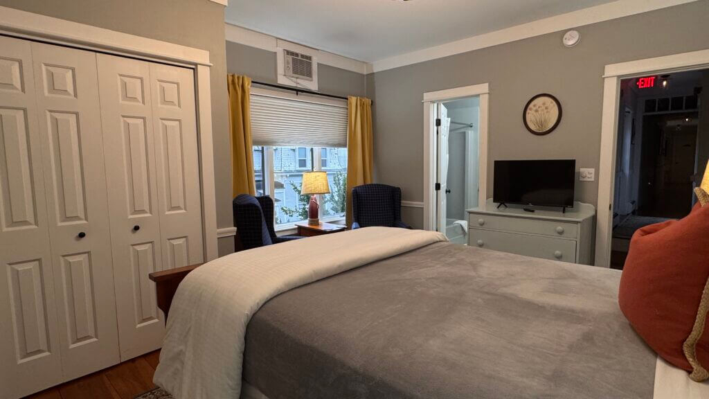 The Esther Room at the White Sails Inn Kennebunk Bed & Breakfast