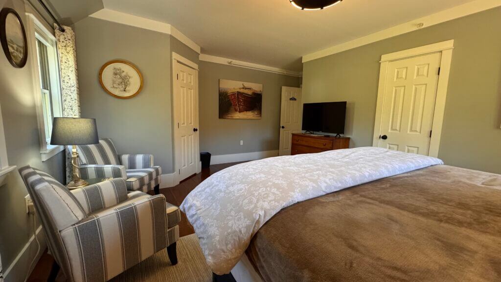 USS Montauk Room at White Sails Inn