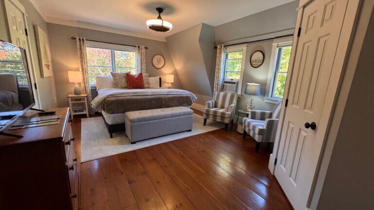 USS Montauk Room at White Sails Inn